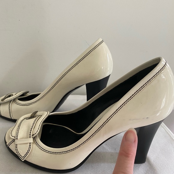 Authentic Fendi heels - Picture 11 of 12